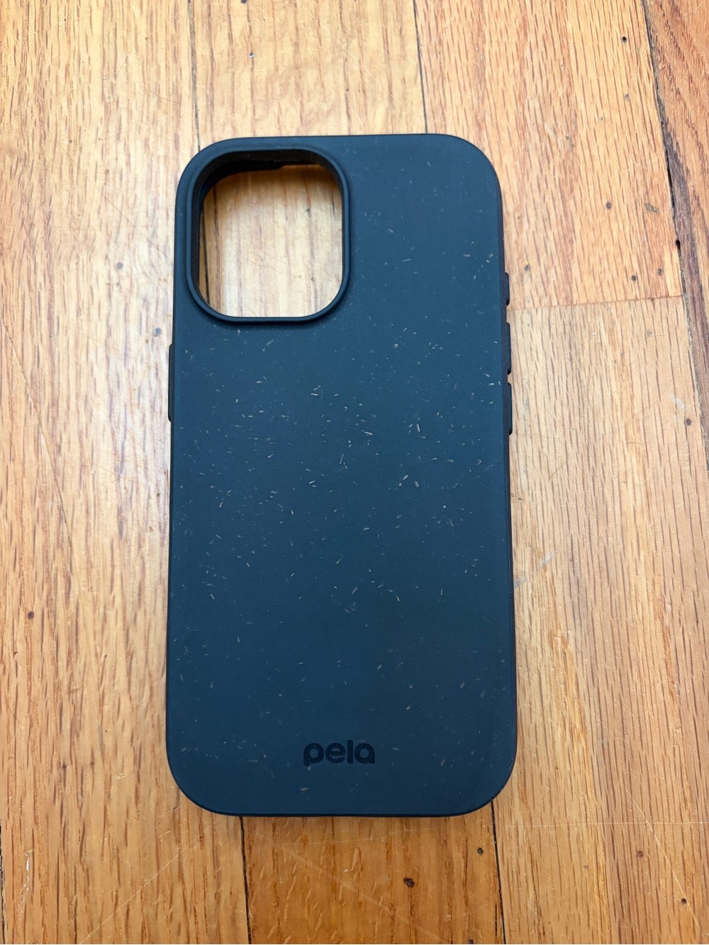 pela Black Protective Phone Case for iPhone 17
